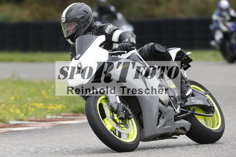 /37 28.07.2025 Dunlop Ride und Test Day ADR/Einsteiger gruen/9